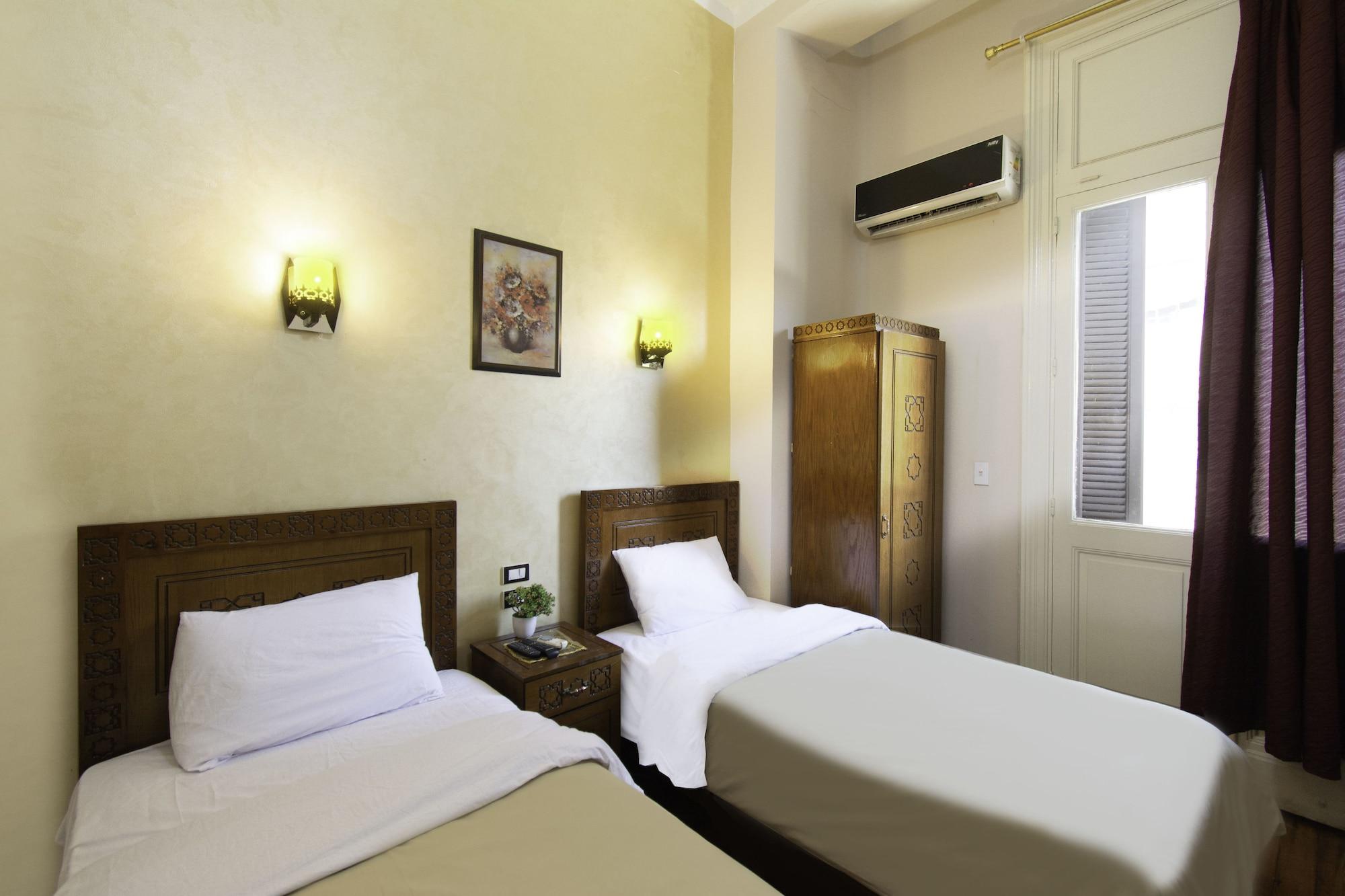 Minerva Downtown Hostel Каир Экстерьер фото