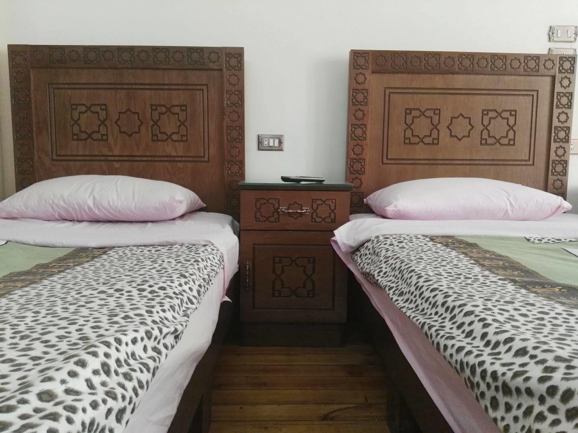 Minerva Downtown Hostel Каир Экстерьер фото